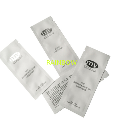 Beyaz baskılı cilt bakımı kozmetik ambalaj poşetleri logo özelleştirilmiş sıvı nemlendirici poşetler