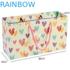 Baskı Düz ​​Kolu Kraft Özelleştirilmiş Kağıt Torbalar Güzel Kız Alışveriş Çantası Ile Kalp