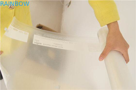 Plastik Naylon PE Malzeme ve Kabartma Yüzey İşleme ticari sınıf gıda tasarrufu vakum mühürleyen ambalaj çanta rulo