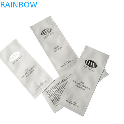 Beyaz baskılı cilt bakımı kozmetik ambalaj poşetleri logo özelleştirilmiş sıvı nemlendirici poşetler