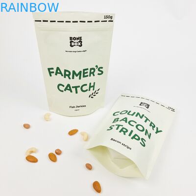 Kişiselleştirilmiş hediye torbalarında bulunan beyaz sapı malzemesi ve stand