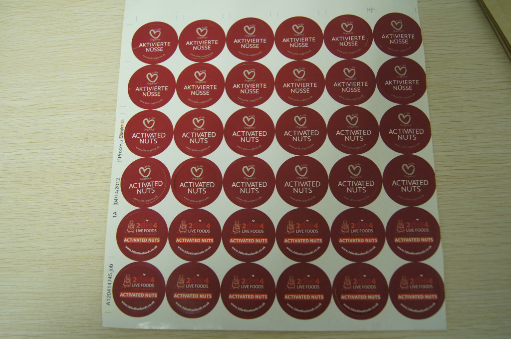 Yuvarlak Kağıt Shrink Sleeve Ambalaj, Aktif Kuruyemiş İçin Yapışkan Etiket Etiketleri