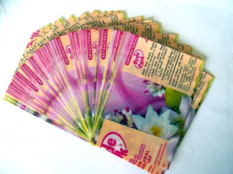 Şampuan Şişesi PVC / PET Shrink Wrap İçin Çevre Dostu Shrink Sleeve Etiketleri