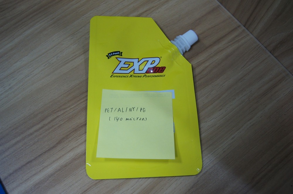 Yan Bacalı Yağlama Yağı Paketleme Çantası ile Lamine Stand Up Bacalı Kılıfı Ambalajı