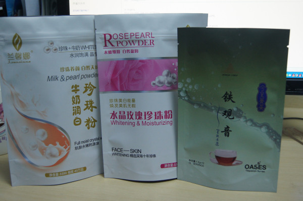 Matt Alüminyum Folyo Plastik Stand Up Torbalar Nem Geçirmez Çevre Dostu