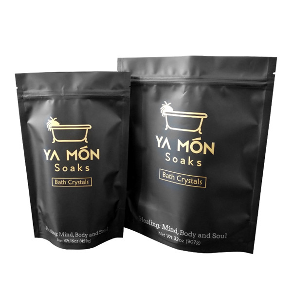 Zıpkınlı ayağa kalkmak için gümüş folyo çantaları