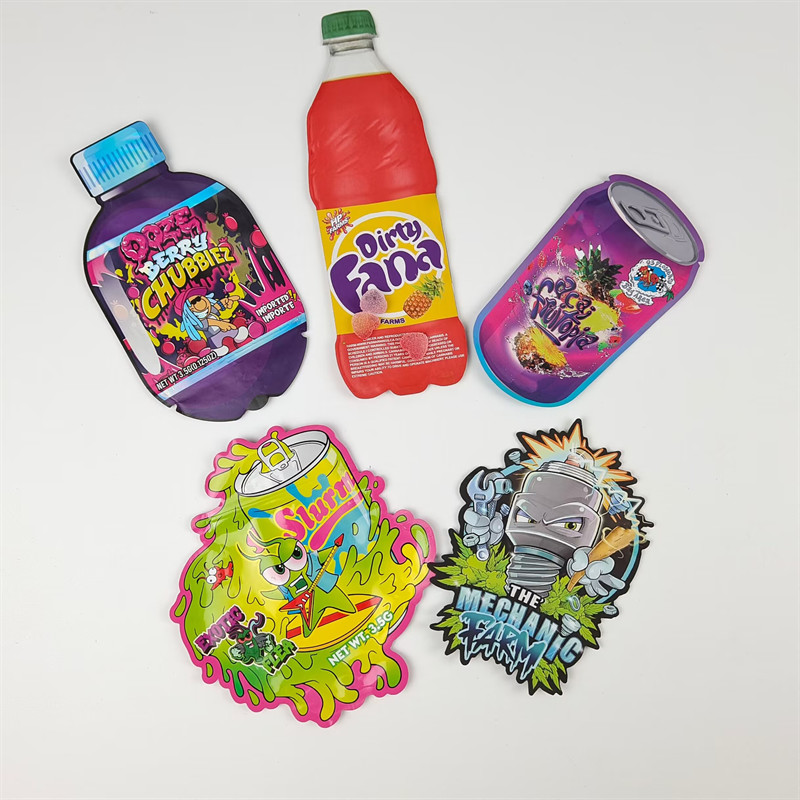 Gelişmiş Teknoloji Dijital Baskı Çantaları Ölçümlü Kesim Çantaları CMYK Pantone Renkleri Yüksek Kaliteli Çantalar