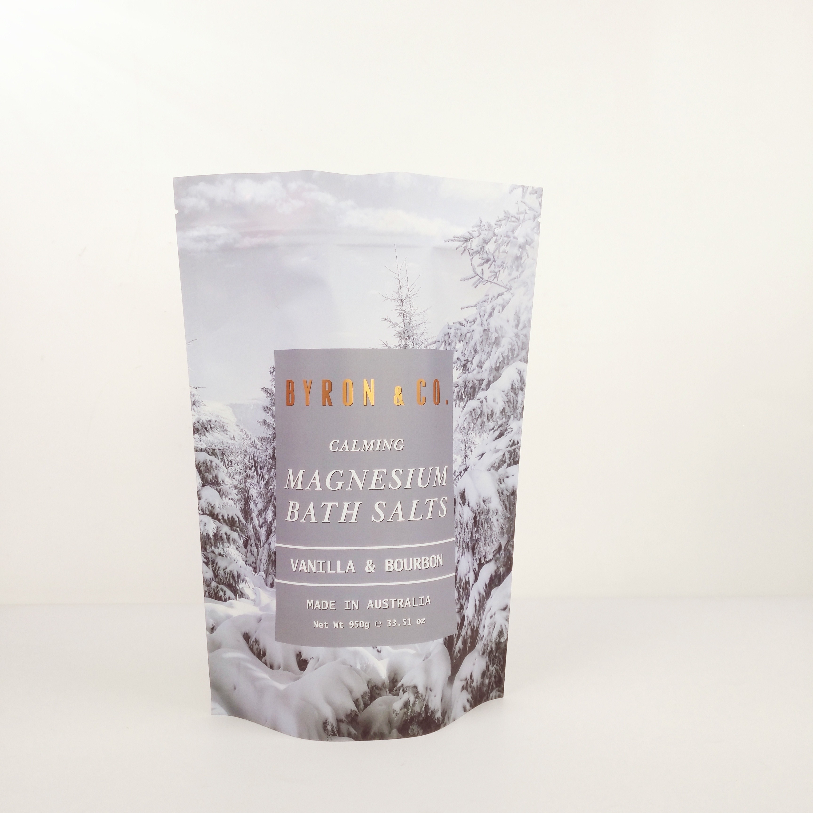 Çevre dostu evcil hayvan yiyecekleri CMYK renklerdeki kürk topu ziyafet ambalajları