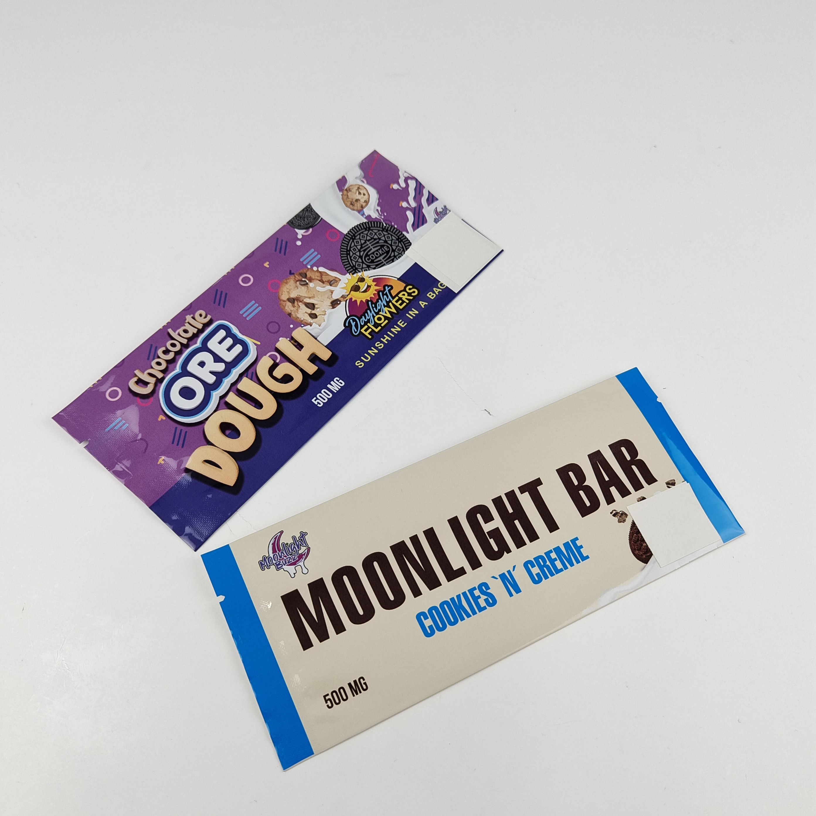 Çevre dostu folyo sargıları Özel basılı ayağa kalkan torbalar Çikolata enerji çubuğu kurabiyeleri Atıştırmalık ambalajı