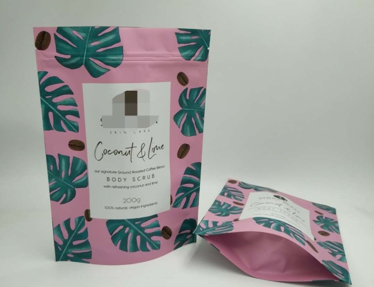 MOPP / VMPET / PE Malzemeli Farklı Boyutlu Alüminyum Folyo Stand Up Kılıfı