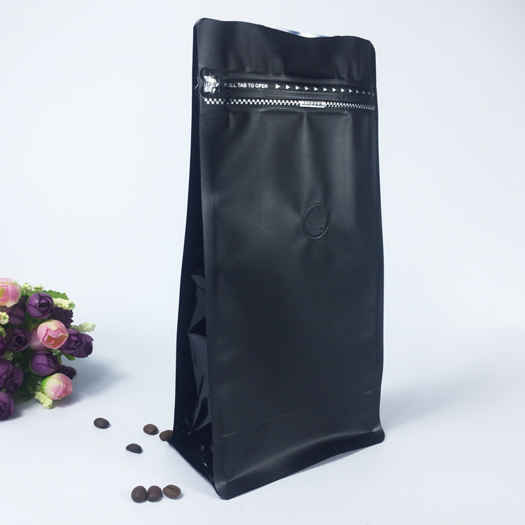 Yeniden Kapanabilir Matt Plastik Torbalar Ambalajlı Kaplamalı Fermuarlı Kilidi Düz Tabanlı