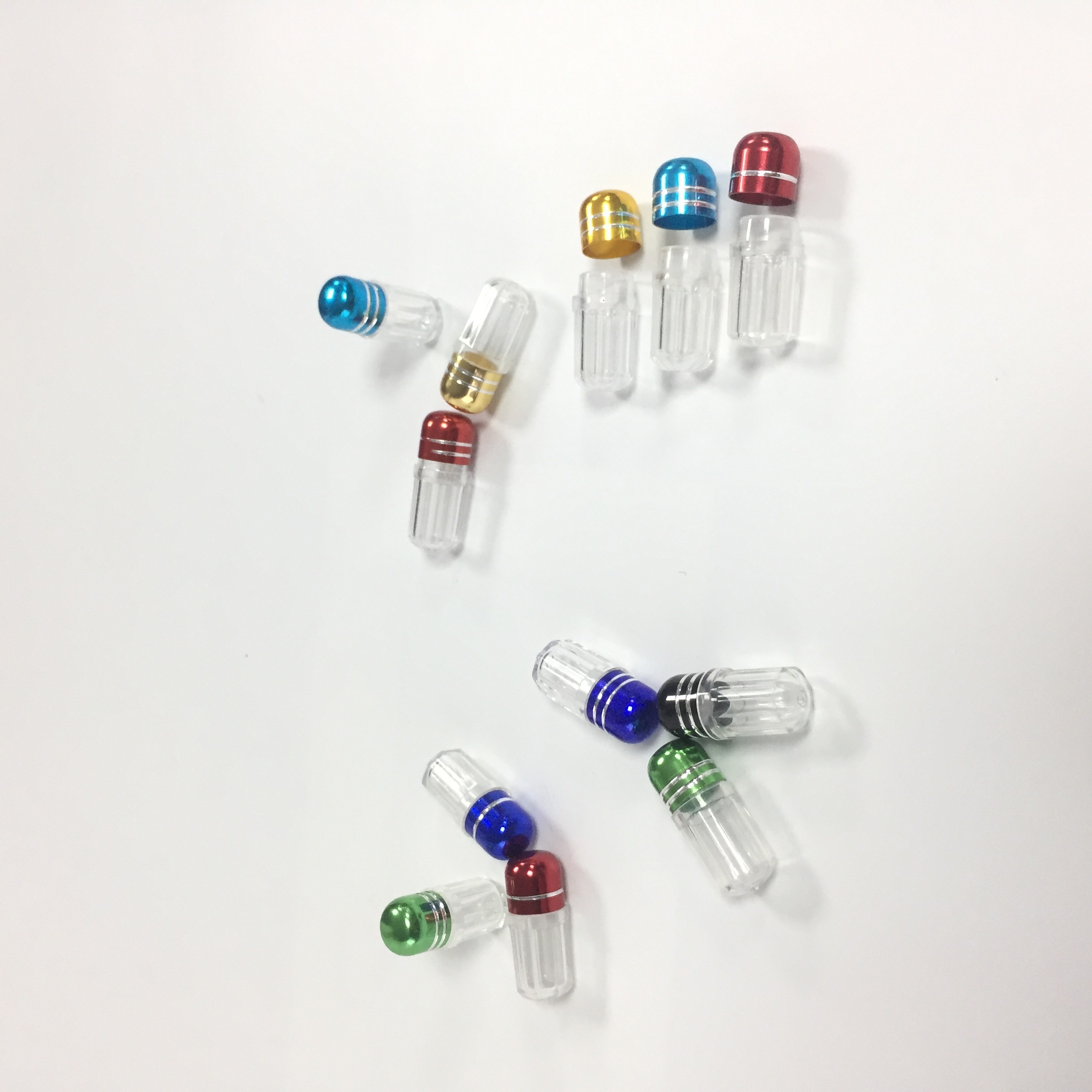 Ek Kapsül Plastik Hap Şişeleri Konteyner Metal Kapaklı PP Malzeme