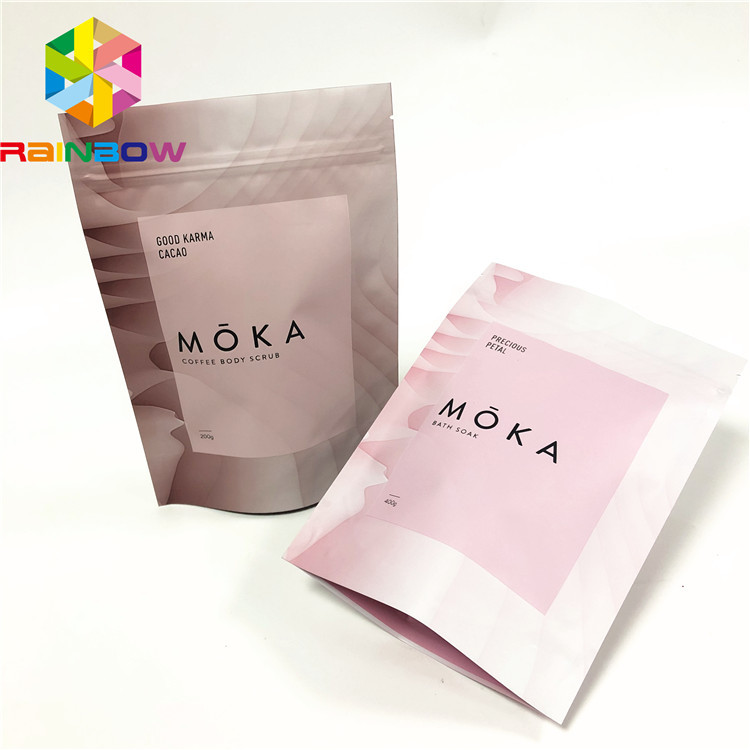 Yüksek Kaliteli Biyobozunur Koku Geçirmez Mat Siyah Kilitli Plastik Ambalaj Torbaları