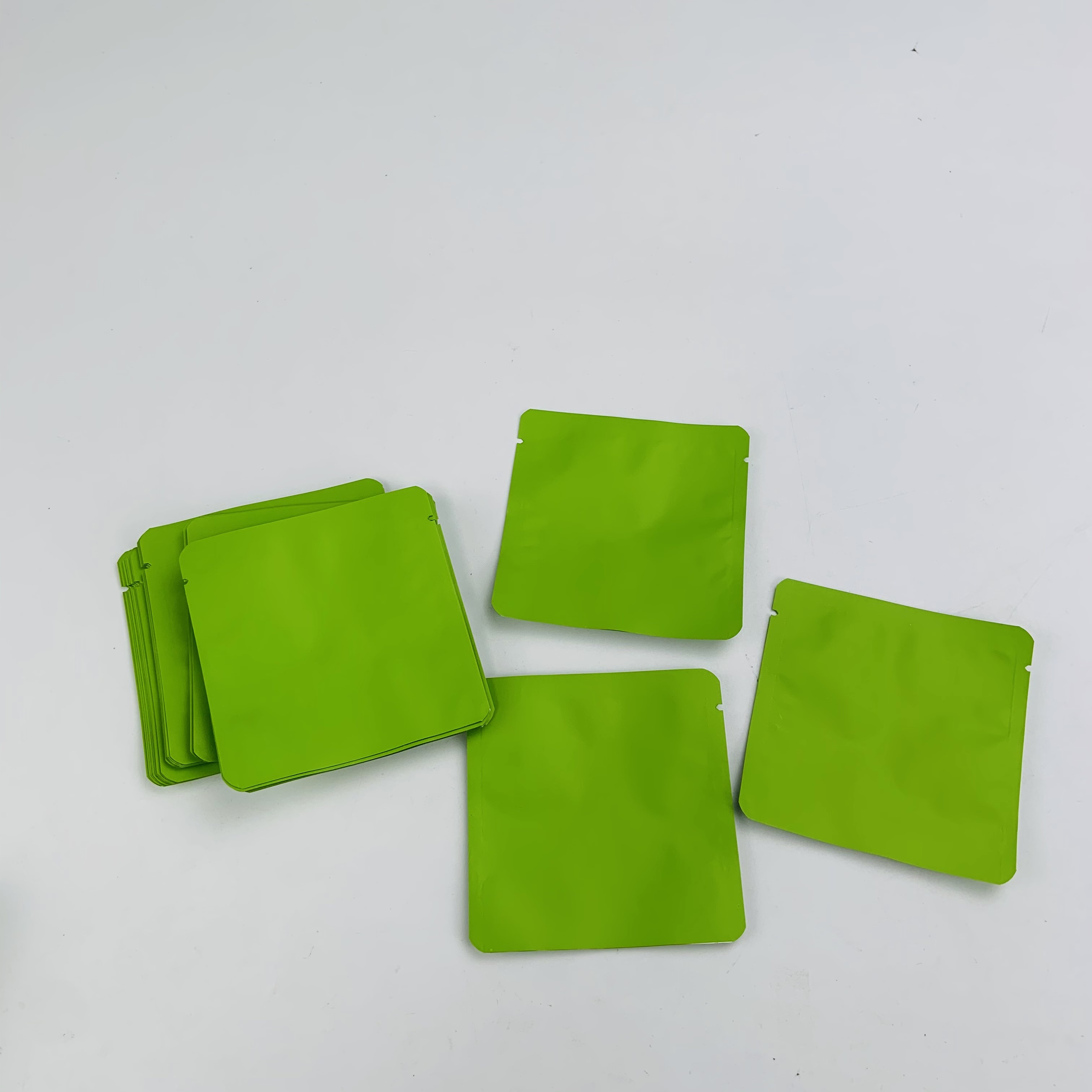 Cilt Bakımı FDA 150micron 1ml 2ml Açılıp Kapanabilir Mylar Folyo Çantalar CMYK