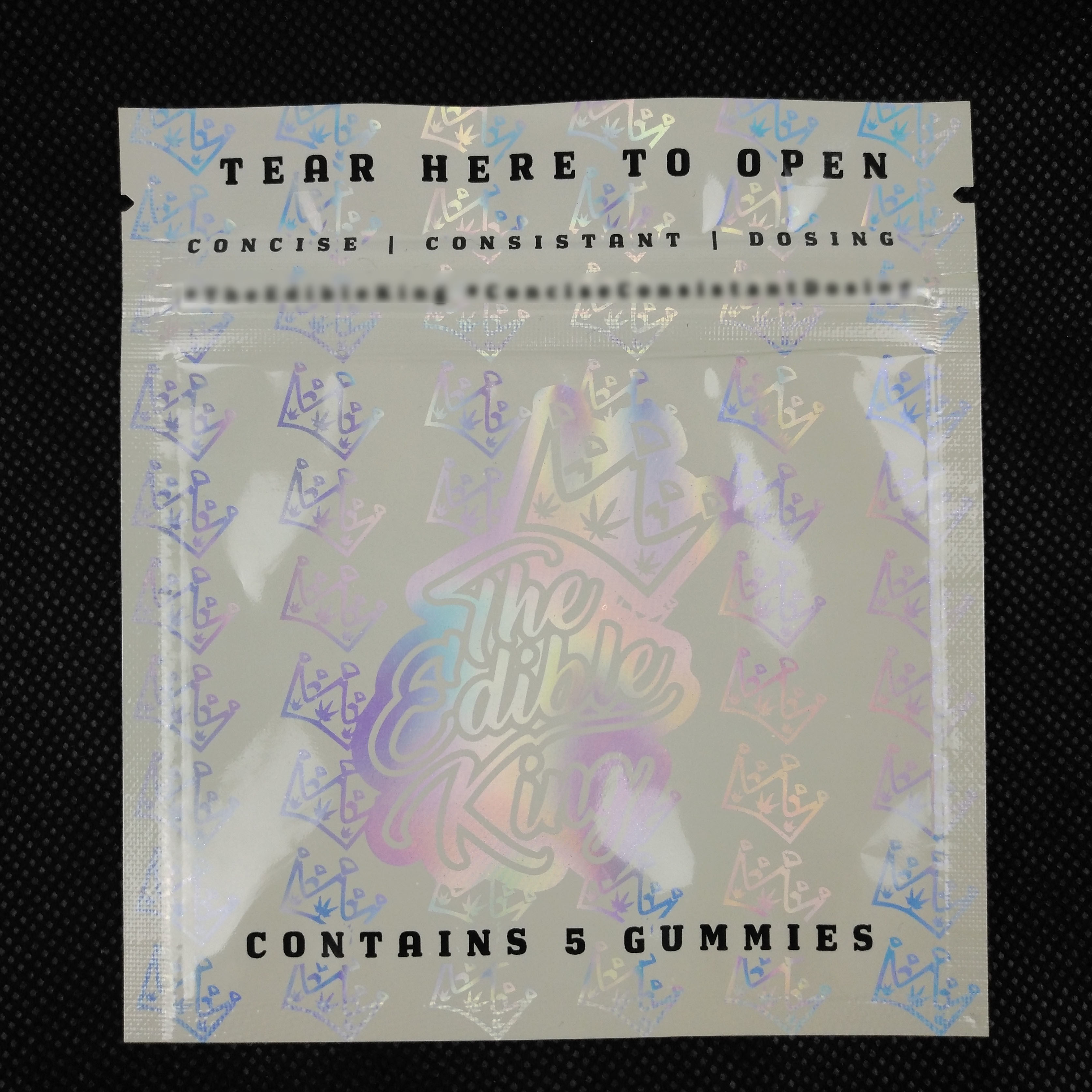 Özel Logo Tasarımı Zip Kilit Açılıp Kapanabilir Koku Korumalı Alüminyum Folyo Mylar Plastik Üç Tarafı Mühürlü Ambalaj Hologram Çanta