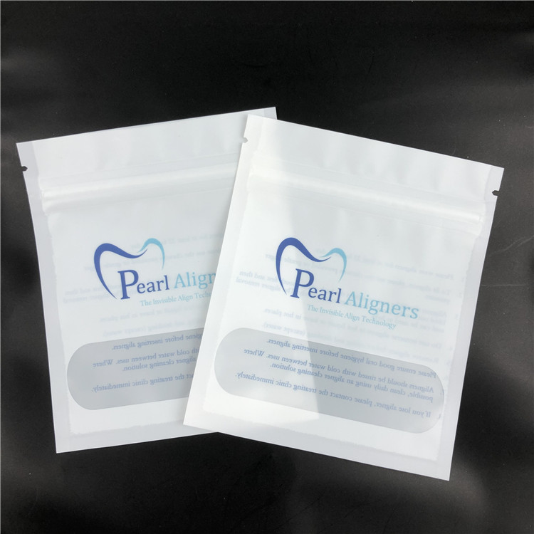 Diş Telleri İnci Hizalayıcılar Mylar Fermuarlı Çantalar Kraft VMPET'ten Görünür