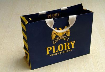 Logo Baskılı Alışveriş Kağıt Torba Siyah PP Dokuma Geri Dönüşümlü Pantone Renkleri