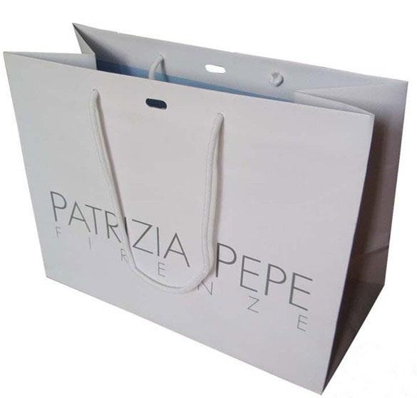 Merkezdeki Delikli Büyük Beyaz Kraft Kağıt Özelleştirilmiş Kağıt Torbalar