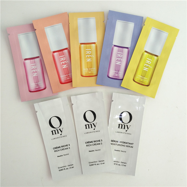 Isı Yalıtımlı Kozmetik Numune Paketleme Poşetleri Düz Kese Mylar Folyo 3 Taraflı Mühür Torbaları